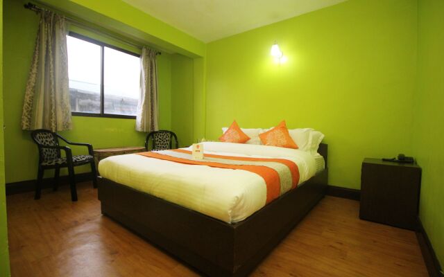 Oyo 4305 Yang's Inn