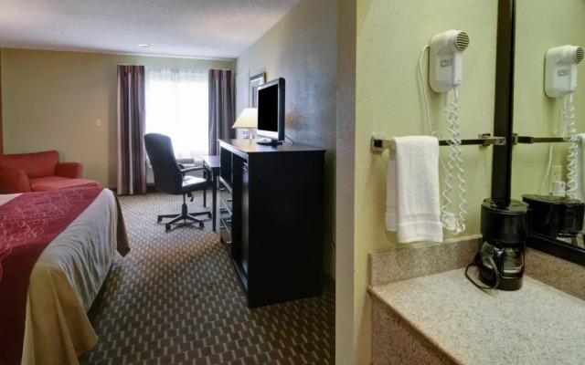 Comfort Inn Pine Bluff