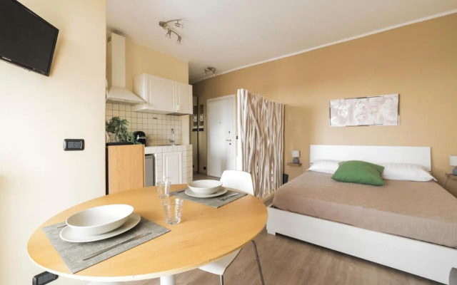 Pasteur Modern Studio with Terrace!