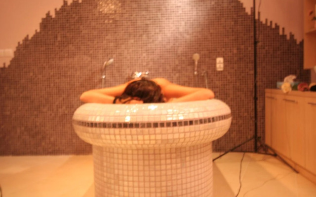 Marina Cape by Menada