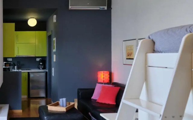 Homz AH03 Penthouse Studio Hilton Area