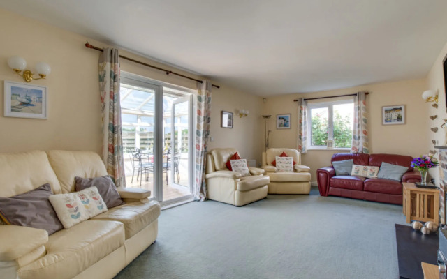 Holiday Home Eglos View