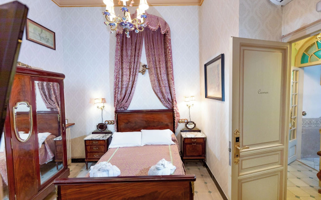 Sitges Royal Rooms