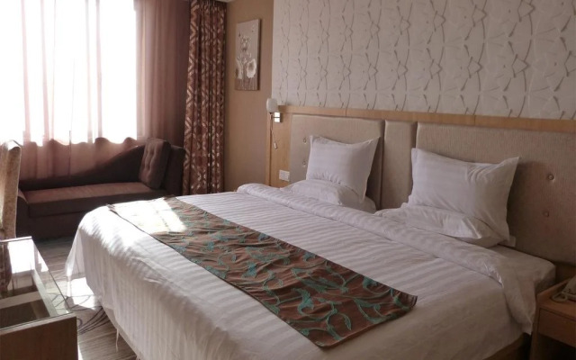 Tianzhu Mountain Buckingham Palace Hotel