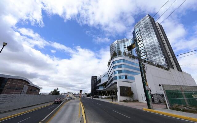 Hotel Casino Grand Vía Dorada