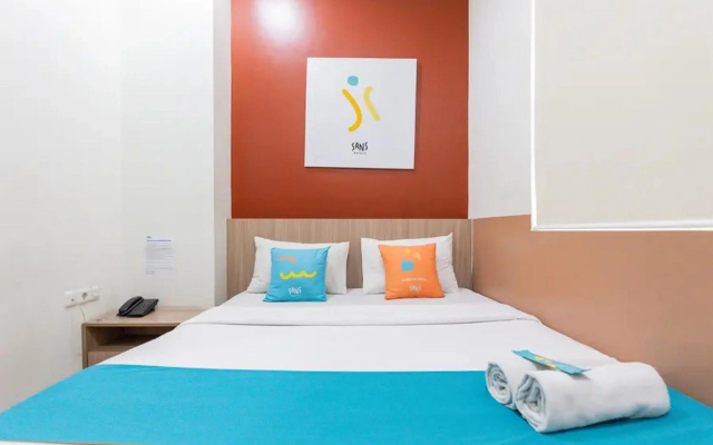 Sans Hotel Rajawali Surabaya