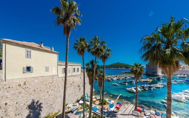 Villa Adriatica - 4 bedroom vacation house