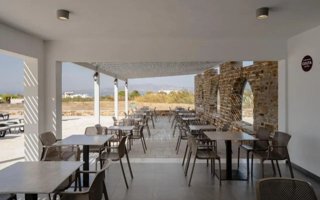 Evripus Suites Hotel