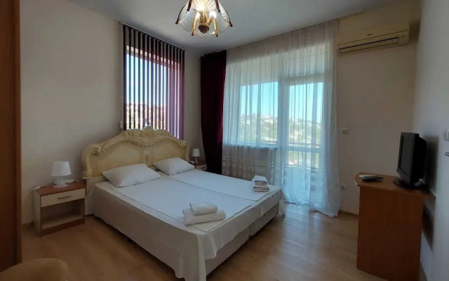 Quartz Hotels Varna Briz