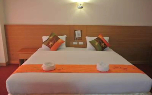 Chaikanathani Hotel