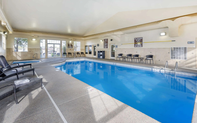 Best Western Plus Kalispell/Glacier Park West Hotel & Suites