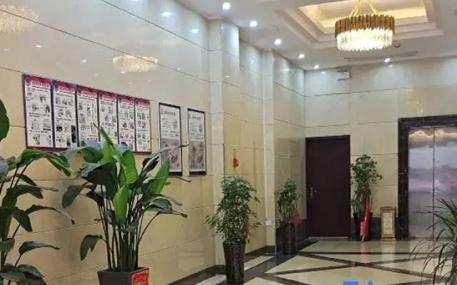 Yilong Hotel