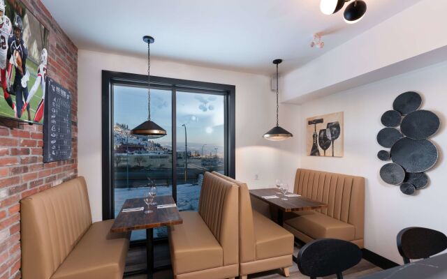 Prestige Kamloops Hotel, WorldHotels Crafted