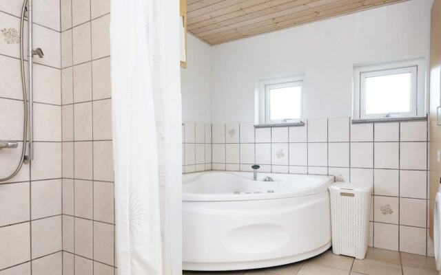 8 Person Holiday Home in Borkop