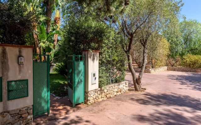 Calarossa Sunrise Cottage