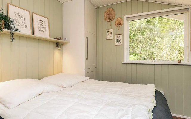 6 Person Holiday Home in Albaek
