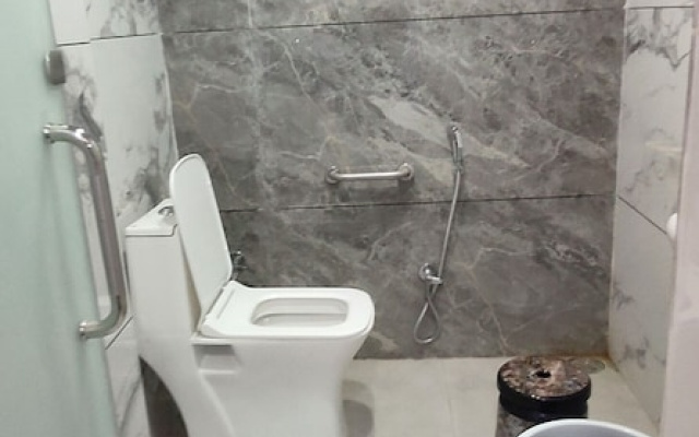 Hotel Taarini Rajwada Indore By LOTO