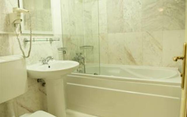 Hotel Hanu' Berarilor