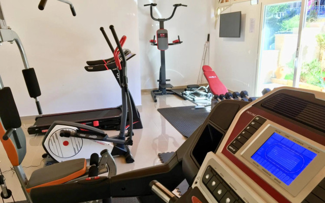 Palapart Gikas Suites And Studios