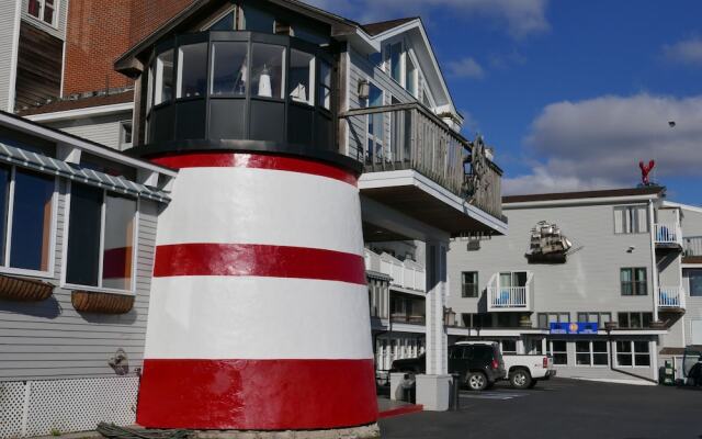 Harborline Hotel