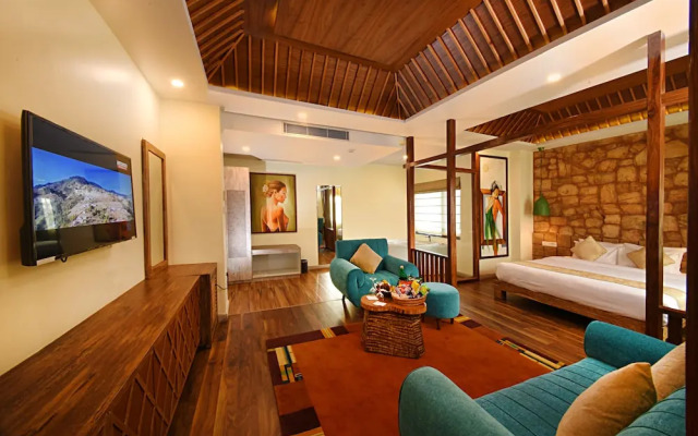 Woodapple Hotel and Spa