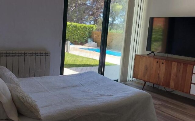 TH150 Modern house in Tamarit with private pool