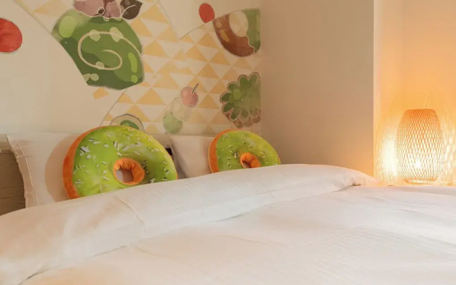 V Boutique House