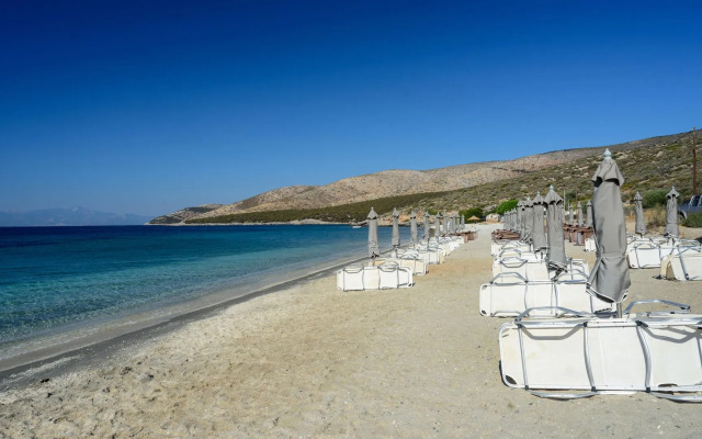 Venus Beach Bungalows Hotel