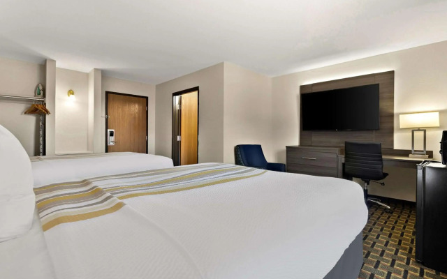 SureStay Plus Hotel by Best Western Tulsa East