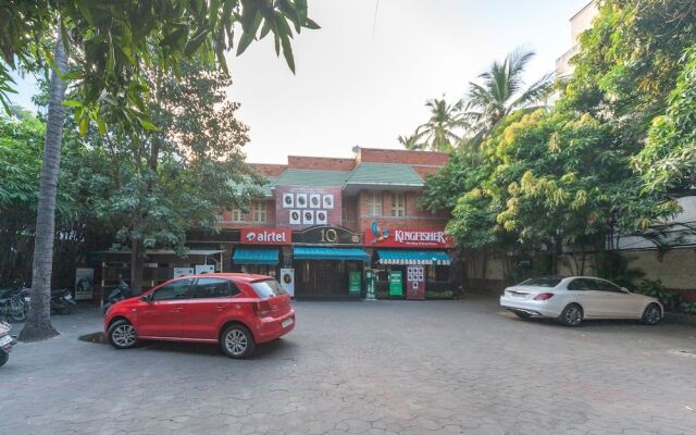 OYO 22280 Kences Inn