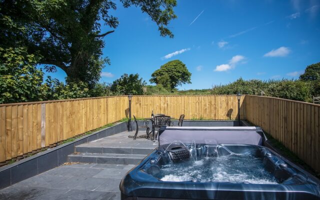 Anchor Well - 2 Bedroom - Ludchurch