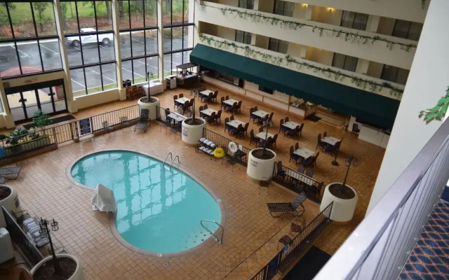 Clarion Hotel Jackson Northwest