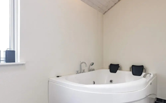 8 Person Holiday Home in Skals