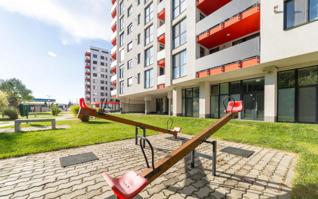 Ari Yellow Apartment