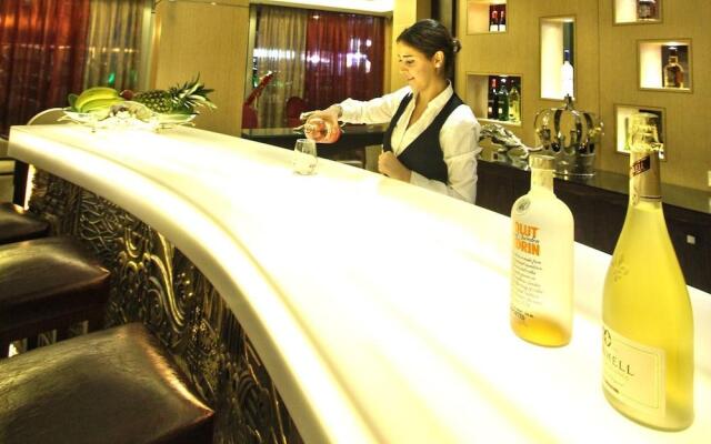 Elite Hotel & Spa