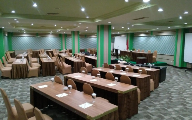 Hotel Kini