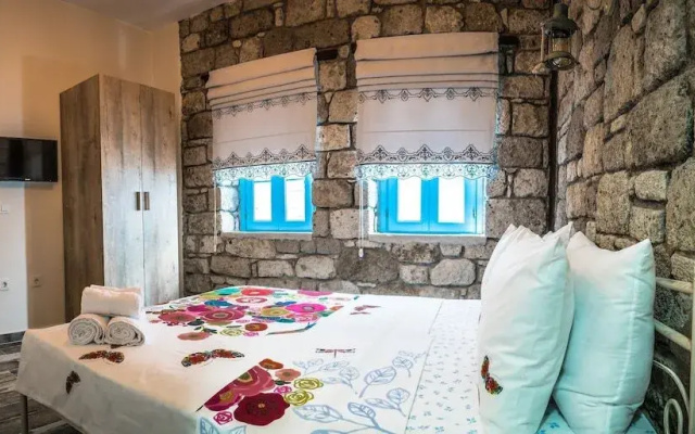 Mavi Ruzgar Alacati Hotel - Adults Only