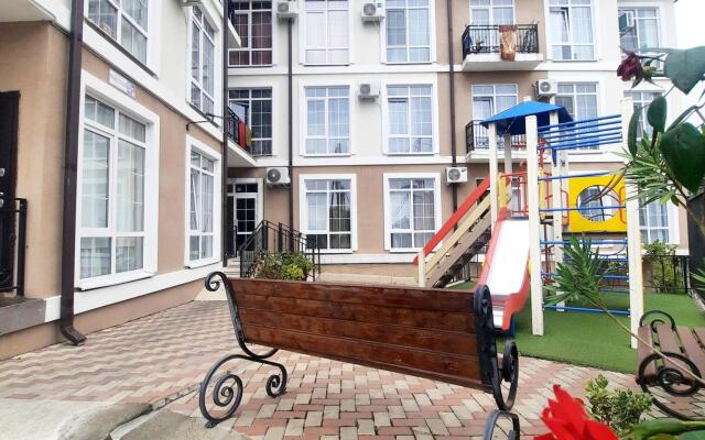 Apartments on 15/7A Orthodox Street