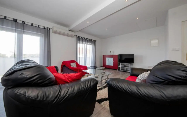Apartments with a parking space Palit, Rab - 4971