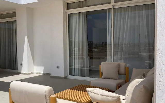 Stayr Somabay - Bay life home rentals
