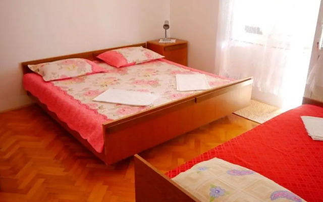 Cozy 1 Bedroom Apartment With sea View