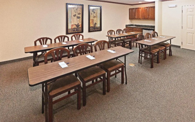 Candlewood Suites Wichita Falls @ Maurine St.