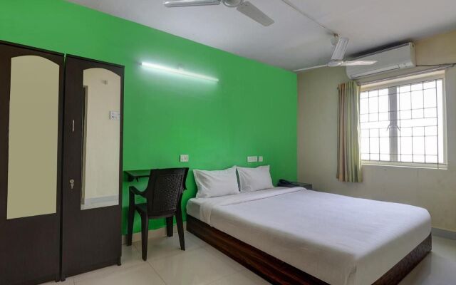 FabHotel Green Tree Inn