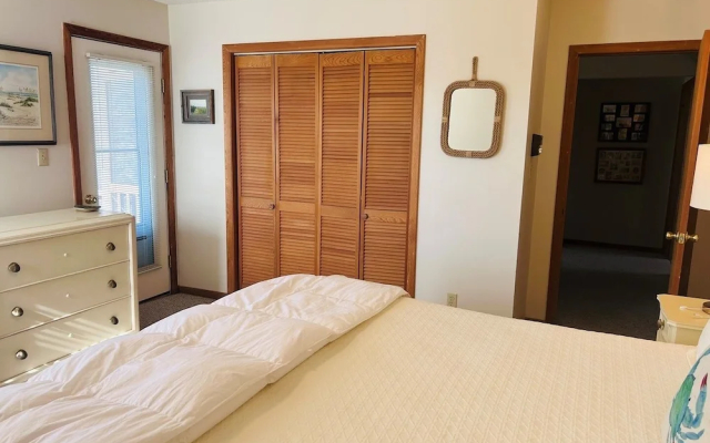 Dry Dock - 4 Br Home