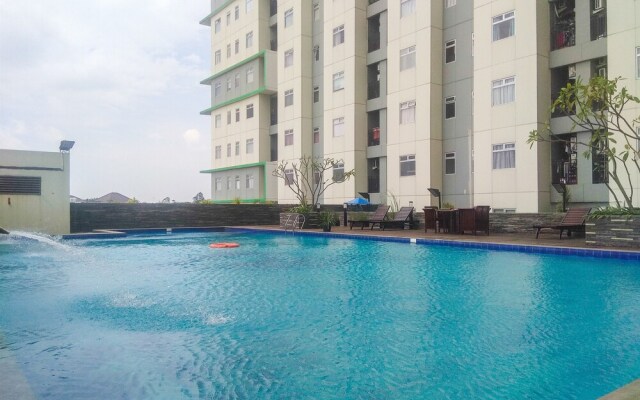 Comfy 2Br Gading Greenhill Apartment