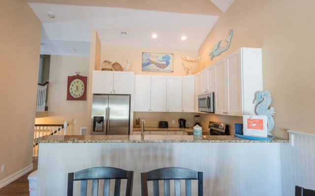 Marina Sunrise Apartment 3