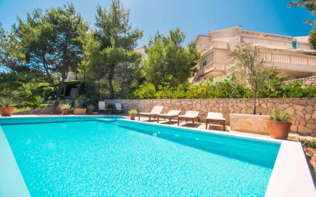Aqua residence