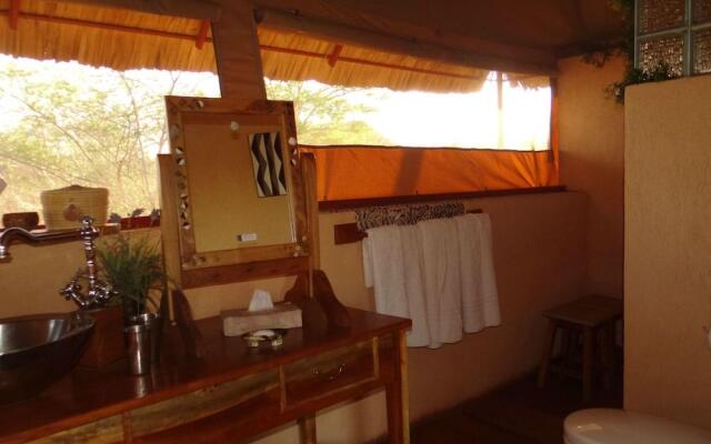 iKWETA Safari Camp
