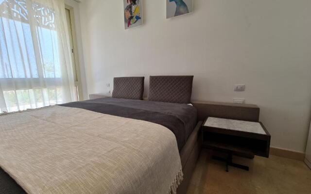 Seaview 3 BR with Beach & Pool access BBQ in Mangroovy