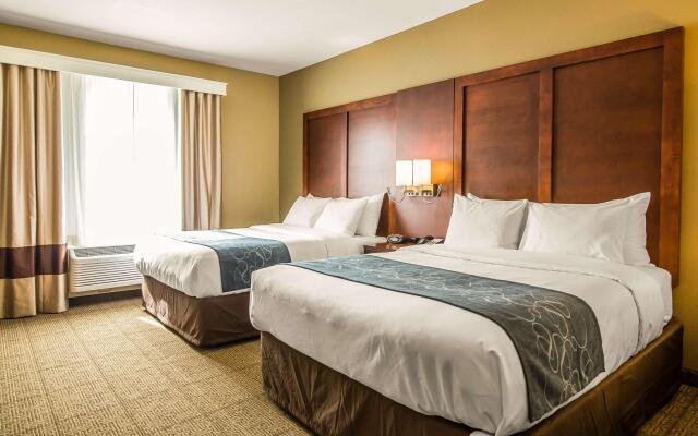 Comfort Suites Dodge City